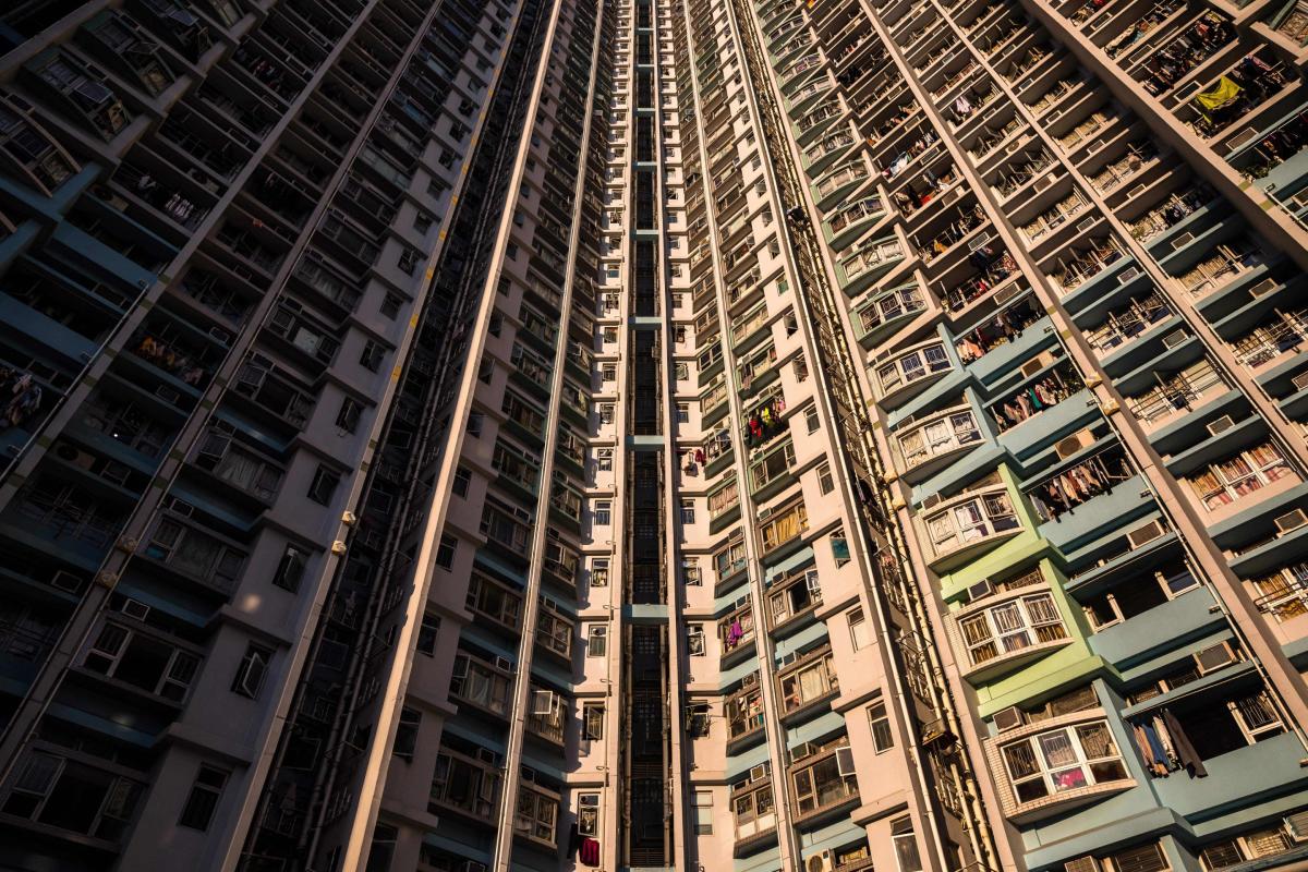 World’s Most Expensive Housing Market Hong Kong Could Crash